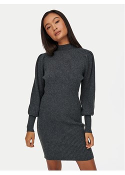 ONLY Sukienka dzianinowa Katia 15232502 Szary Comfort Fit ze sklepu MODIVO w kategorii Sukienki - zdjęcie 185792808
