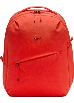 Plecak Nike Aura (24 l) - Czerwony ze sklepu Nike poland w kategorii Plecaki - zdjęcie 185795606