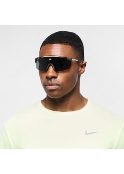 Okulary przeciwsłoneczne Nike Limitless Shield - Zieleń ze sklepu Nike poland w kategorii Okulary przeciwsłoneczne męskie - zdjęcie 185795717