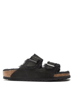Klapki Birkenstock Arizona Shearling 0752663 Czarny - id: 0000300794838 - marki BIRKENSTOCK - 185796299 Klapki Birkenstock Arizona Shearling 0752663 Czarny ze sklepu eobuwie.pl w kategorii Klapki damskie - zdjęcie 185796299