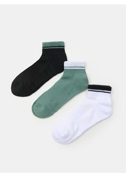 Sinsay - Skarpetki krótkie 3 pack - wielobarwny - id: 028FZ-MLC - marki Sinsay - 185803979 Sinsay - Skarpetki krótkie 3 pack - wielobarwny ze sklepu Sinsay w kategorii Skarpetki dziecięce - zdjęcie 185803979