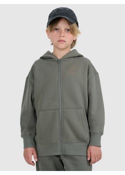 Chłopięca bluza rozpinana z kapturem 4F 4FJWAW25TSWSM2135 - khaki ze sklepu Sportstylestory.com w kategorii Bluzy chłopięce - zdjęcie 185805696