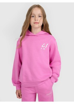 Dziewczęca bluza nierozpinana z kapturem 4F 4FJWAW25TSWSF2147 - różowa ze sklepu Sportstylestory.com w kategorii Bluzy dziewczęce - zdjęcie 185805787