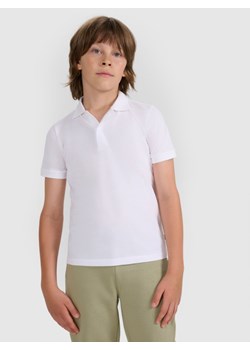 Chłopięca koszulka polo 4F 4FJRAW25TPTSM0749 - biała - id: 327549 - marki 4f Junior - 185805797 Chłopięca koszulka polo 4F 4FJRAW25TPTSM0749 - biała ze sklepu Sportstylestory.com w kategorii T-shirty chłopięce - zdjęcie 185805797