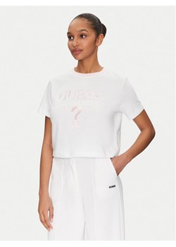 Guess T-Shirt V5GI18 I3Z14 Biały Regular Fit ze sklepu MODIVO w kategorii Bluzki damskie - zdjęcie 185813488
