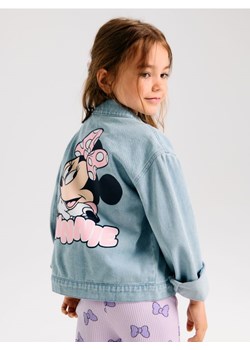 Sinsay - Kurtka jeansowa z nadrukiem na plecach Minnie Mouse - niebieski - id: 653EI-50J - marki Sinsay - 185815468 Sinsay - Kurtka jeansowa z nadrukiem na plecach Minnie Mouse - niebieski ze sklepu Sinsay w kategorii Kurtki dziewczęce - zdjęcie 185815468