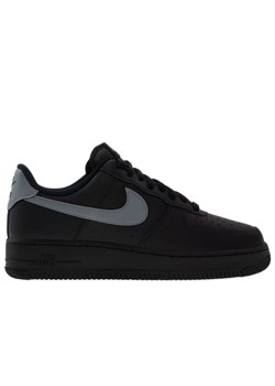 Buty męskie Nike Air Force 1 '07 FJ4146-003 - czarne ze sklepu streetstyle24.pl w kategorii Buty sportowe męskie - zdjęcie 185821988