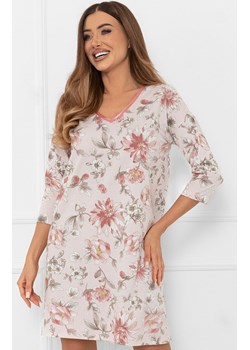 Damska koszula nocna w kwiaty - SALTA, Kolor jasnoróżowy-wzór, Rozmiar S, Italian Fashion - id: 215223 - marki Italian Fashion - 185822458 Damska koszula nocna w kwiaty - SALTA, Kolor jasnoróżowy-wzór, Rozmiar S, Italian Fashion ze sklepu Intymna w kategorii Koszule nocne - zdjęcie 185822458