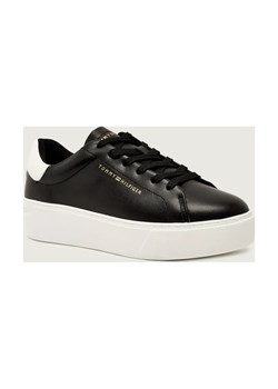 Tommy Hilfiger Skórzane sneakersy CHIC PLATFORM CUPSOLE PATENT ze sklepu Gomez Fashion Store w kategorii Buty sportowe damskie - zdjęcie 185822696