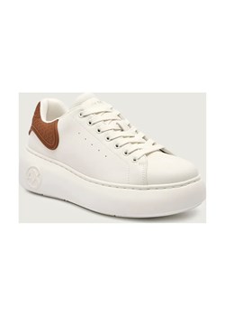 Armani Exchange Sneakersy ze sklepu Gomez Fashion Store w kategorii Buty sportowe damskie - zdjęcie 185822697