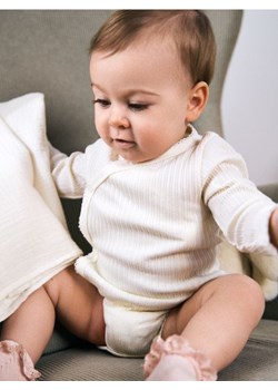 Sinsay - Body z prążkowanej dzianiny - kremowy ze sklepu Sinsay w kategorii Odzież dla niemowląt - zdjęcie 185828265