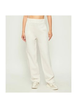 BOSS BLACK Spodnie dresowe Essuga | Relaxed fit ze sklepu Gomez Fashion Store w kategorii Spodnie damskie - zdjęcie 185831675