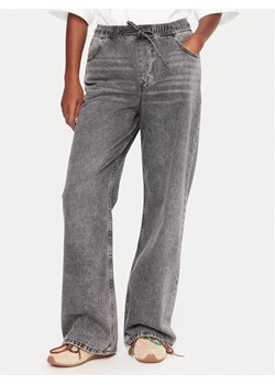 Roxy Jeansy Stunning ERJDP03318 Szary Relaxed Fit ze sklepu MODIVO w kategorii Jeansy damskie - zdjęcie 185833747