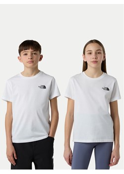The North Face T-Shirt Simple Dome NF0A87T4 Biały Regular Fit ze sklepu MODIVO w kategorii T-shirty chłopięce - zdjęcie 185833977
