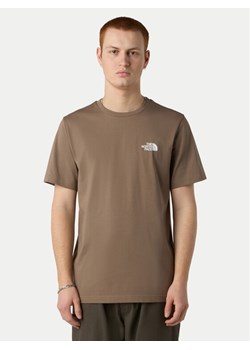 The North Face T-Shirt Simple Dome NF0A87NG Brązowy Regular Fit ze sklepu MODIVO w kategorii T-shirty męskie - zdjęcie 185833988