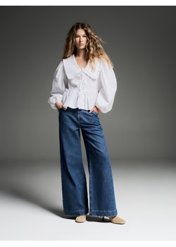 Reserved - Jeansy wide leg z ozdobnym wykończeniem - niebieski ze sklepu Reserved w kategorii Jeansy damskie - zdjęcie 185849027