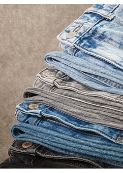 Reserved - Jeansy baggy fit - niebieski ze sklepu Reserved w kategorii Jeansy damskie - zdjęcie 185849128