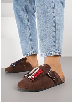 Brązowe Klapki Mule w Stylu Boho z Ozdobnymi Frędzlami Varre ze sklepu born2be.pl w kategorii Klapki damskie - zdjęcie 185853377