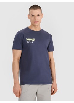 Męski t-shirt z nadrukiem 4F 4FRSS25TTSHM2996 - granatowy ze sklepu Sportstylestory.com w kategorii T-shirty męskie - zdjęcie 185854418