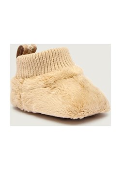 UGG Niechodki NESTI ze sklepu Gomez Fashion Store w kategorii Buciki niemowlęce - zdjęcie 185855368