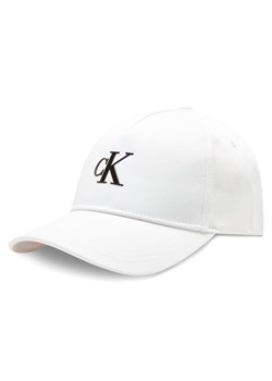 Czapka z daszkiem Calvin Klein Jeans K50K510750 Biały ze sklepu eobuwie.pl w kategorii Czapki z daszkiem damskie - zdjęcie 185859419