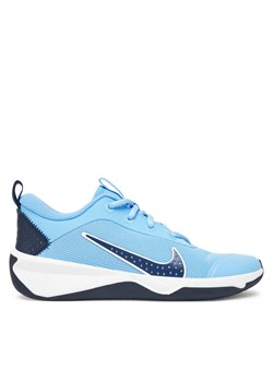 Buty halowe Nike Omni Multi-Court (GS) DM9027 405 Niebieski ze sklepu eobuwie.pl w kategorii Buty sportowe dziecięce - zdjęcie 185859675