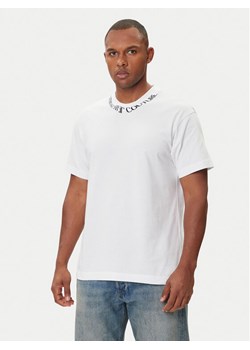 Versace Jeans Couture T-Shirt 79GAHP03 CJ01P Biały Regular Fit ze sklepu MODIVO w kategorii T-shirty męskie - zdjęcie 185868988