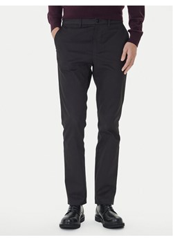 Calvin Klein Chinosy LV04LD613G Czarny Slim Fit ze sklepu MODIVO w kategorii Spodnie męskie - zdjęcie 185869167