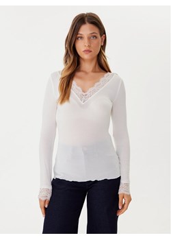Vero Moda Bluzka Skye 10339843 Biały Slim Fit ze sklepu MODIVO w kategorii Bluzki damskie - zdjęcie 185869985