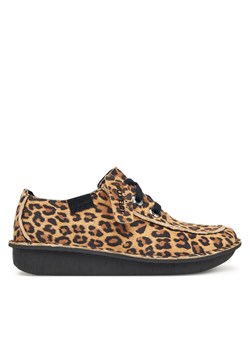 Clarks Półbuty Funny Dream 26183040 Brązowy ze sklepu MODIVO w kategorii Półbuty damskie - zdjęcie 185869999