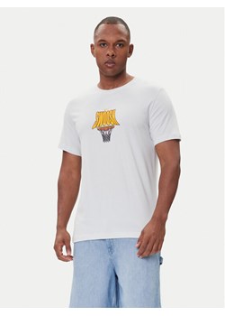 Nike T-Shirt HJ3466 025 Szary Regular Fit ze sklepu MODIVO w kategorii T-shirty męskie - zdjęcie 185870308