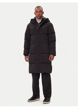 Guess Płaszcz zimowy M5BL2H W2742 Czarny Regular Fit ze sklepu MODIVO w kategorii Płaszcze męskie - zdjęcie 185870835