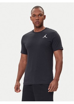Nike T-Shirt DC7485 010 Czarny Regular Fit ze sklepu MODIVO w kategorii T-shirty męskie - zdjęcie 185870957