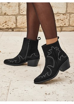 Botki damskie typu kowbojki Velvet Ash– na obcasie ze sklepu royalfashion.pl w kategorii Botki - zdjęcie 185885519