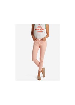 SPODNIE DAMSKIE WRANGLER SKINNY CROP PEACH W28MHL53X 112128461 ze sklepu YouNeedit.pl w kategorii Jeansy damskie - zdjęcie 185887057
