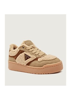 Guess Ocieplane sneakersy MIRAM10 | shearling ze sklepu Gomez Fashion Store w kategorii Buty sportowe damskie - zdjęcie 185900568