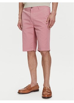 Baldessarini Szorty materiałowe B1 16939.2402 Różowy Slim Fit ze sklepu MODIVO w kategorii Spodenki męskie - zdjęcie 185913226