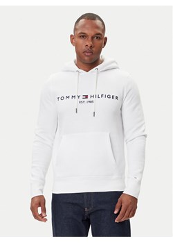 Tommy Hilfiger Bluza Logo MW0MW11599 Biały Regular Fit ze sklepu MODIVO w kategorii Bluzy męskie - zdjęcie 185913419