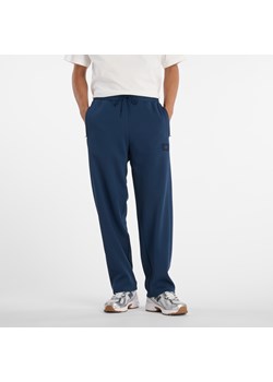 Spodnie męskie New Balance MP53501NNY – granatowe ze sklepu New Balance Poland w kategorii Spodnie męskie - zdjęcie 185920617