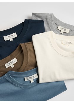 Reserved - Bawełniany t-shirt regular fit - oliwkowy ze sklepu Reserved w kategorii T-shirty męskie - zdjęcie 185921305