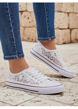 Aurelia Bianco - Ażurowe białe trampki Royalfashion z tkaniny, rozmiar 40 ze sklepu royalfashion.pl w kategorii Trampki damskie - zdjęcie 185923365