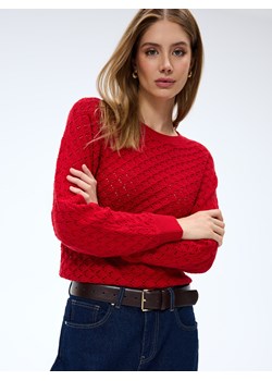 Mohito - Bawełniany czerwony sweter - czerwony - id: 423EQ-33X - marki Mohito - 185926216 Mohito - Bawełniany czerwony sweter - czerwony ze sklepu Mohito w kategorii Swetry damskie - zdjęcie 185926216
