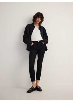 Reserved - Jeansy slim fit ze średnim stanem - czarny ze sklepu Reserved w kategorii Jeansy damskie - zdjęcie 185929676