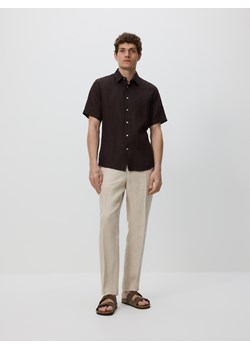 Reserved - Lniana koszula slim fit - ciemnobrązowy ze sklepu Reserved w kategorii Koszule męskie - zdjęcie 185931029