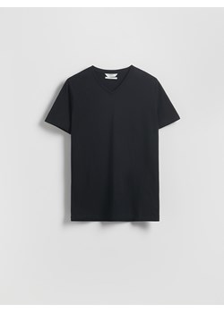 Reserved - T-shirt slim z dekoltem V - czarny ze sklepu Reserved w kategorii T-shirty męskie - zdjęcie 185946606