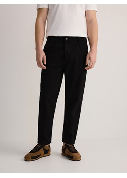 Reserved - Jeansy carrot fit - czarny ze sklepu Reserved w kategorii Jeansy męskie - zdjęcie 185950515