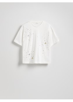 Reserved - T-shirt z biżuteryjnymi aplikacjami - złamana biel ze sklepu Reserved w kategorii Bluzki damskie - zdjęcie 185951238