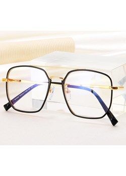 Gotowe pilotki okulary zerówki do komputera z filtrem BLUE Light na teleskopach 25121A ze sklepu Stylion w kategorii Okulary zerówki damskie - zdjęcie 185964736