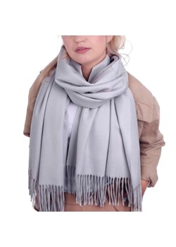 Szary szalik damski duży cashmere frędzle SZA-70 ze sklepu Stylion w kategorii Szaliki i chusty damskie - zdjęcie 185964788
