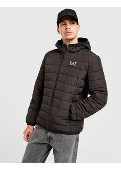 EMPORIO ARMANI 7 KURTKA ZIMOWA BADGE BFL JKT BLK ze sklepu JD Sports  w kategorii Kurtki męskie - zdjęcie 185981866